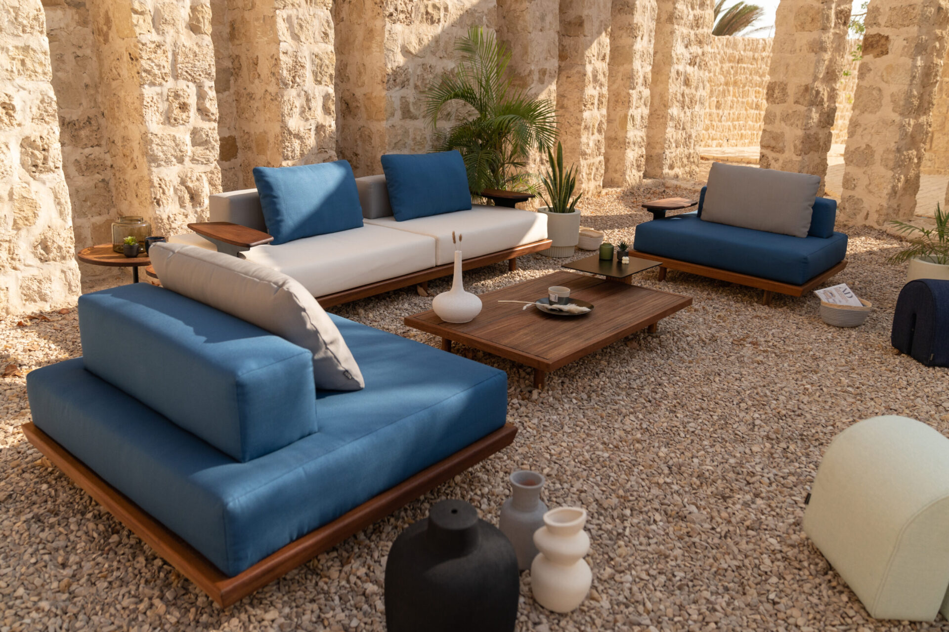 Vale Outdoor Set