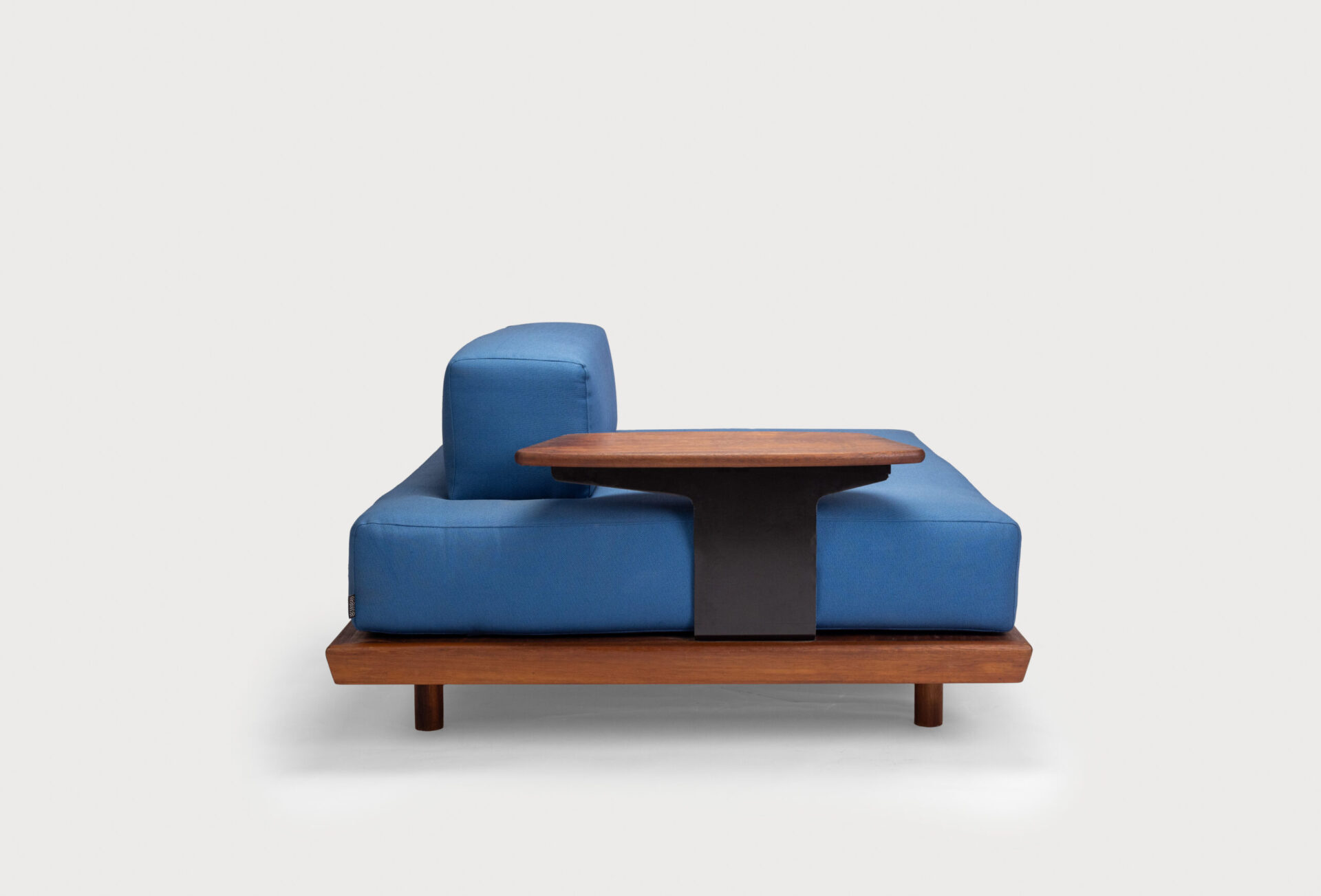 Vale Outdoor Set